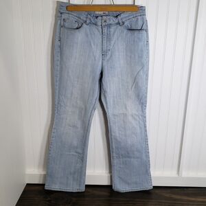 Chico's Platinum Charm SH Mid Rise Boot Size M Cut Jeans Light Wash Denim Chico…